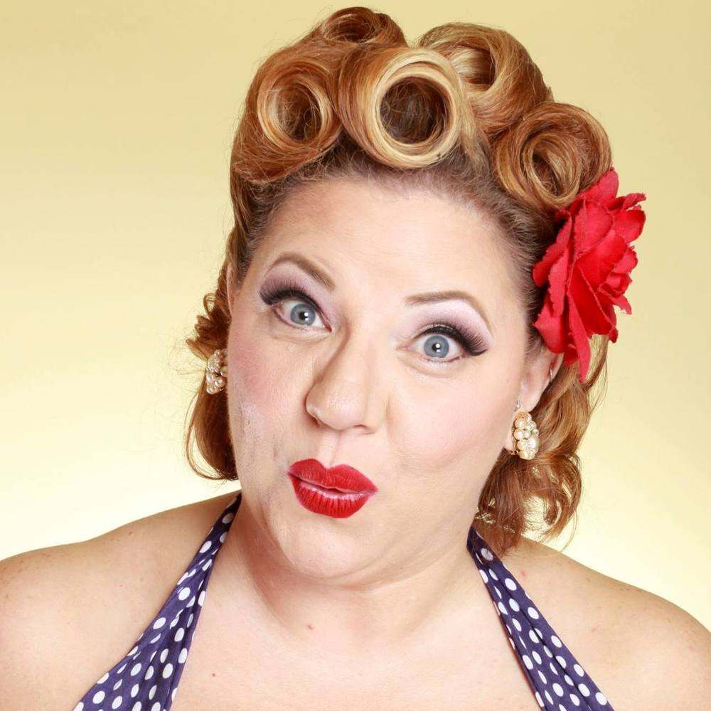 Meet your Posher, Lanora